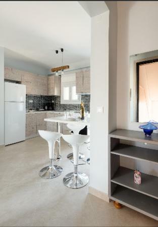 Bright Spacious Two-Bedroom Apartment Thessaloníki Ngoại thất bức ảnh